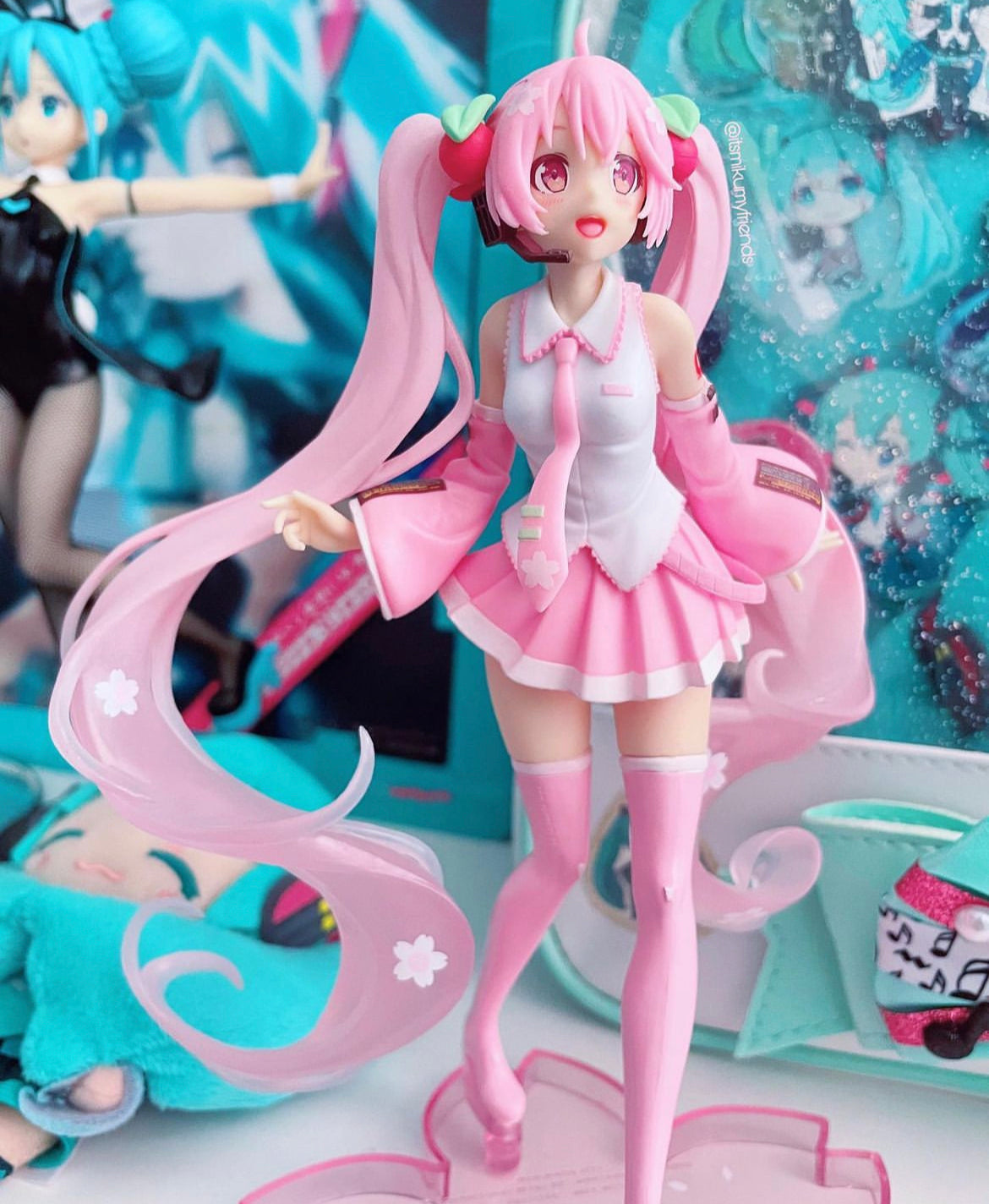 Vocaloid: Hatsune Miku Taito Sakura edition 2019