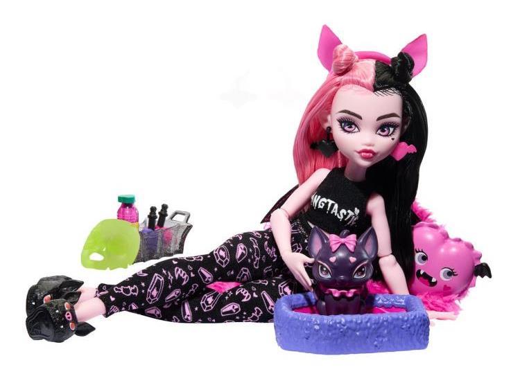 Monster High Creepover Party Draculaura Doll