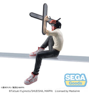 Chainsaw Man Perching Figure by SEGA