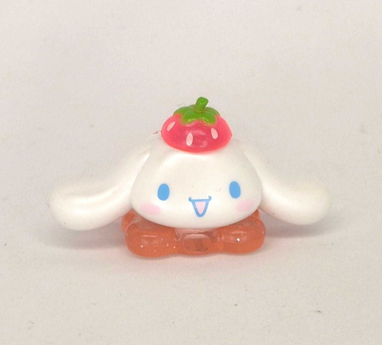 Sanrio Cinnamoroll Biscuit Strawberry Mini Figure