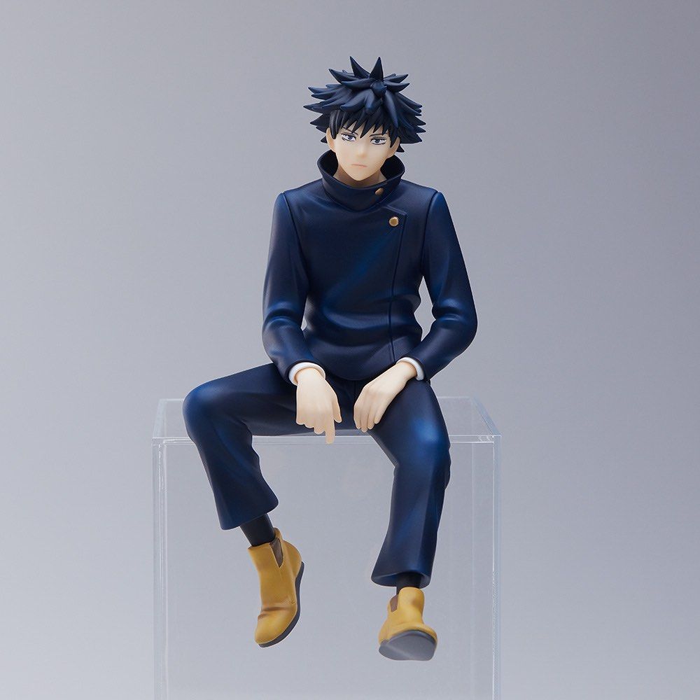 Jujutsu Kaisen Megumi Perching Figure by SEGA