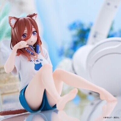 Quintessential Quintuplets Miku Nakano Desktop Cat figure by Taito