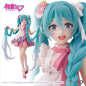 OPEN BOX Vocaloid Hatsune Miku (Rapunzel Ver.) Wonderland Figure