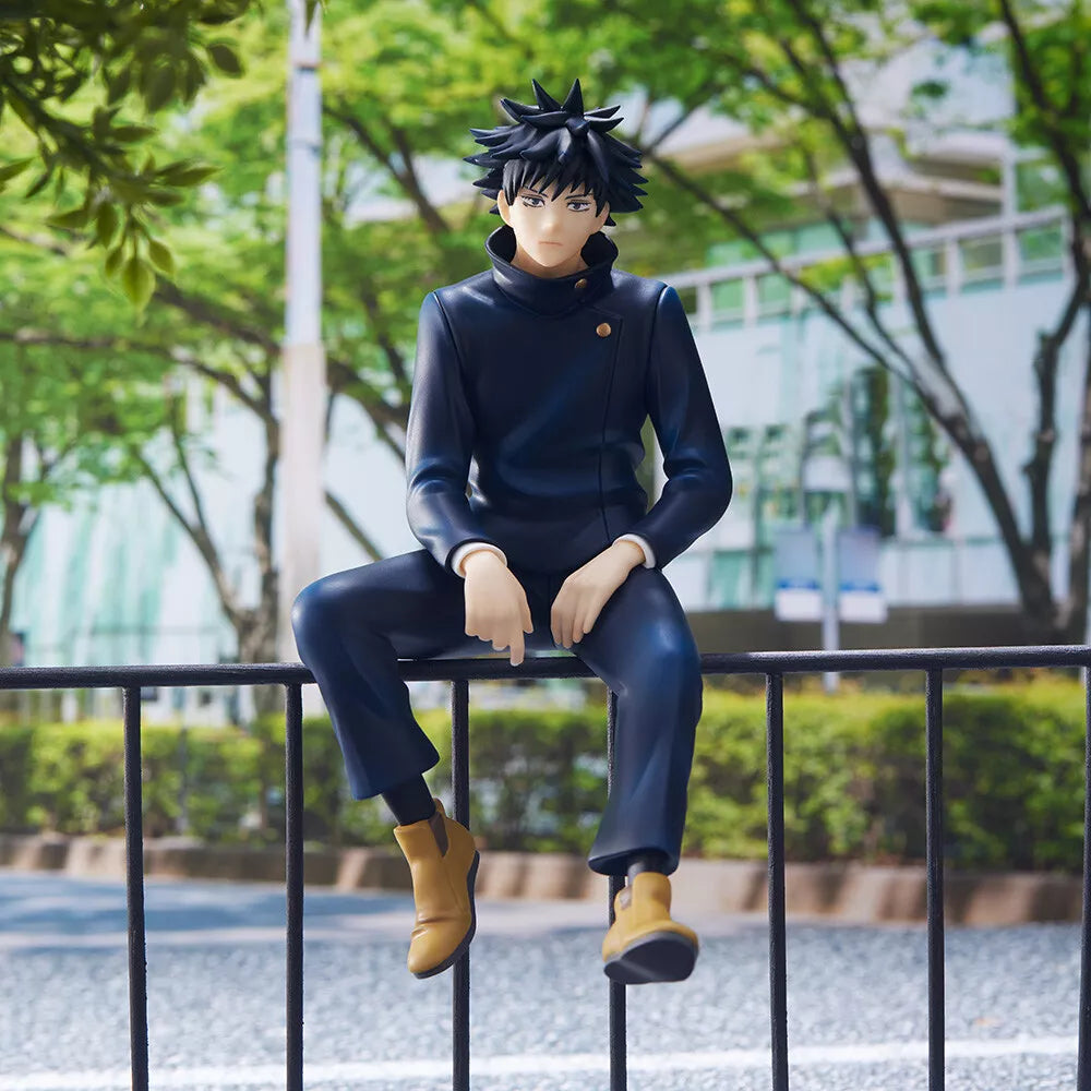 Jujutsu Kaisen Megumi Perching Figure by SEGA