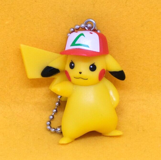 Pokemon Mewtwo Strikes Strikes Exclusive Pikachu Keychain (RARE)