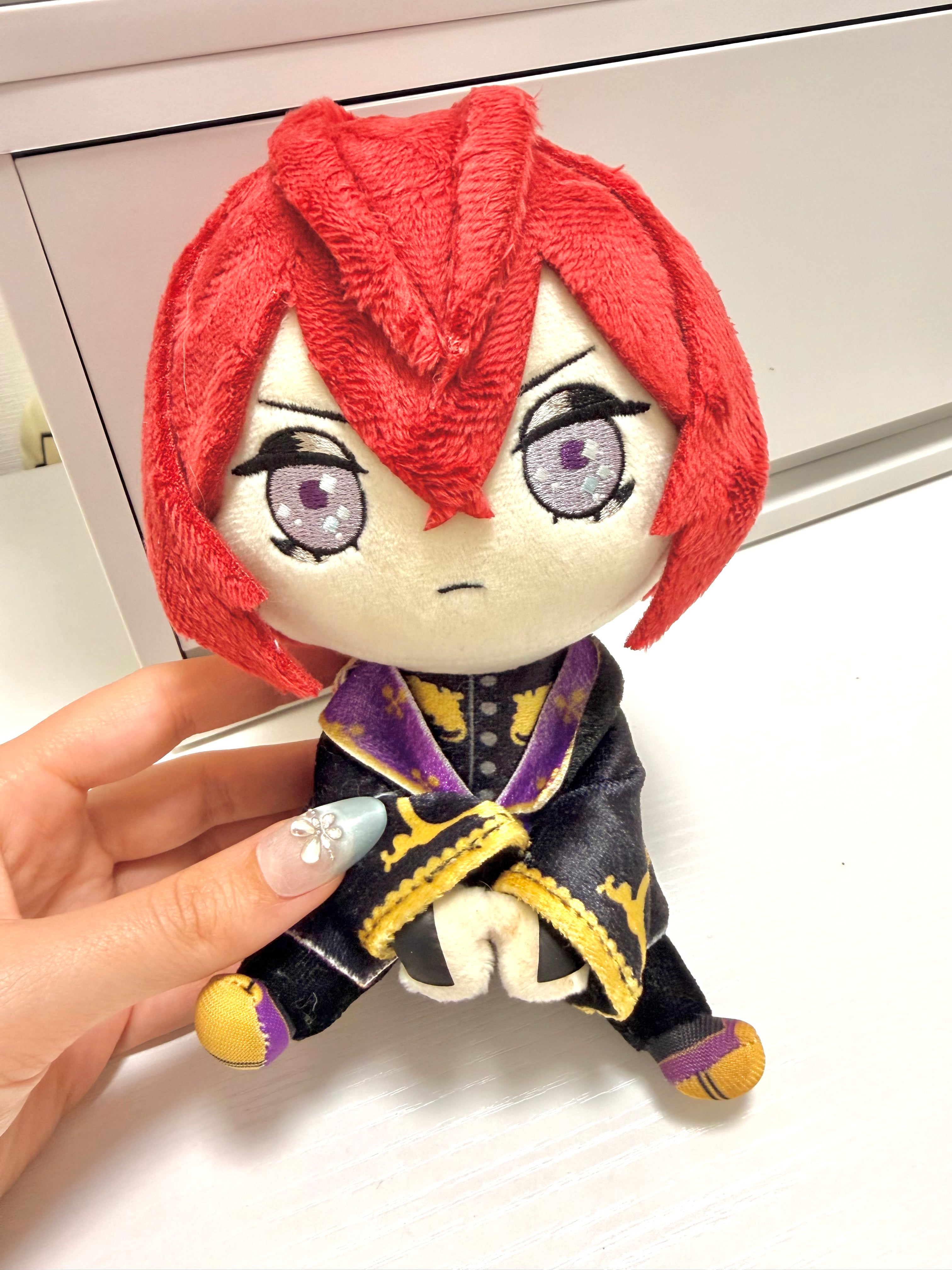 Twisted Wonderland Riddle Official Pushie