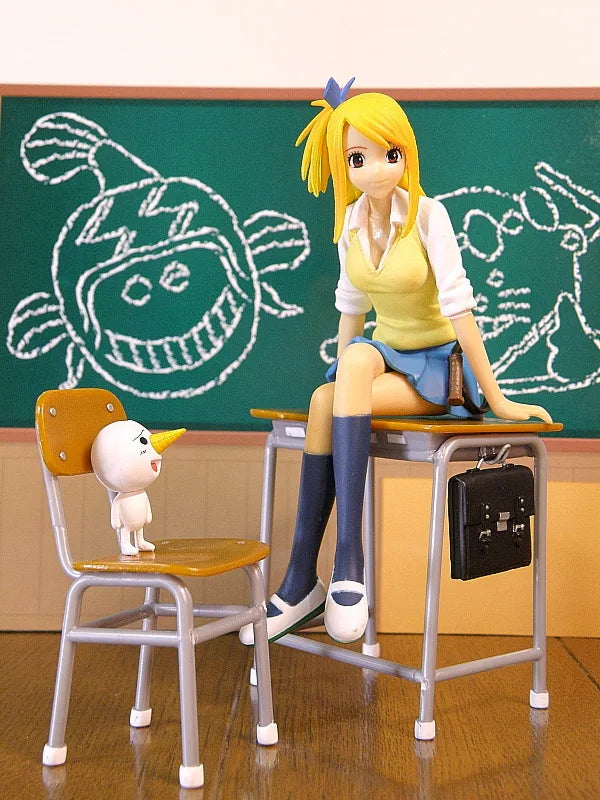 Sunday x Magazine 50th Anniversary Collaboration Figure Set: St. Sunmaga Academy 3rd Period Lucy Heartfilia RARE
