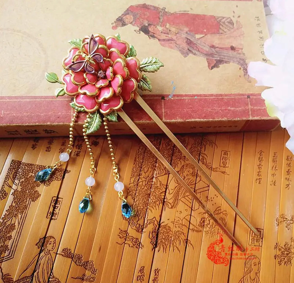 Yona Of The Dawn: Hair Pin + Earrings