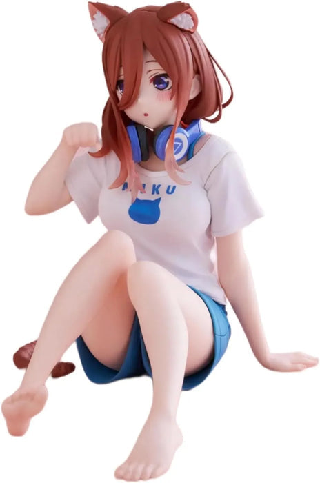 Quintessential Quintuplets Miku Nakano Desktop Cat figure by Taito