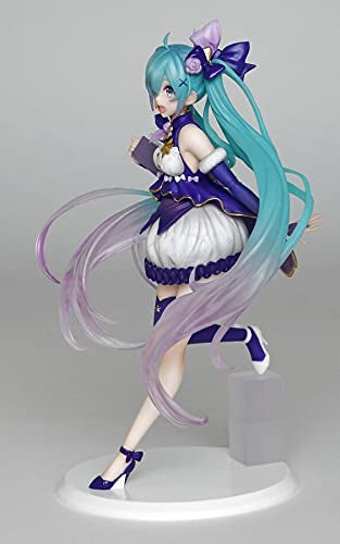 Vocaloid: Hatsune Miku 3rd Season winter Version Figure by Taito