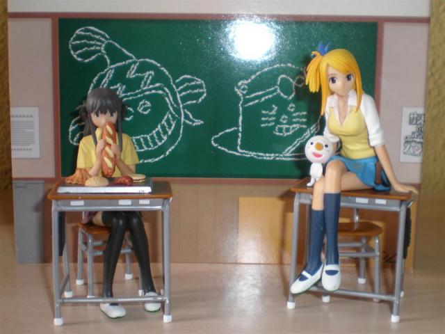 Sunday x Magazine 50th Anniversary Collaboration Figure Set: St. Sunmaga Academy 3rd Period Lucy Heartfilia RARE