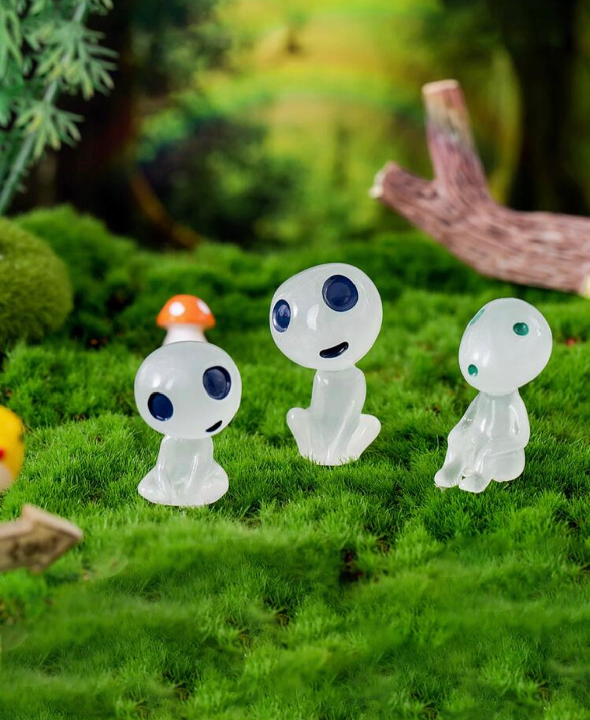 Studii Ghibli Princess Mononoke Kodama Glow in the dark mini figures