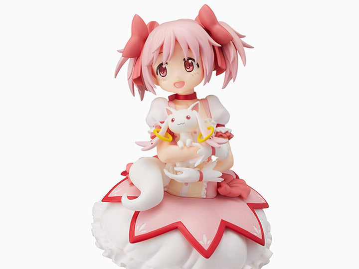 Puella Magi Madoka Magica Madoka and Kyubey figure by SEGA