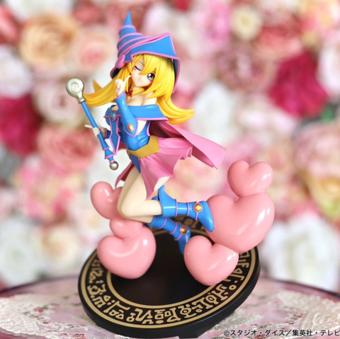 Yu-Gi-Oh! Dark Magician Girl HereDetail Figure