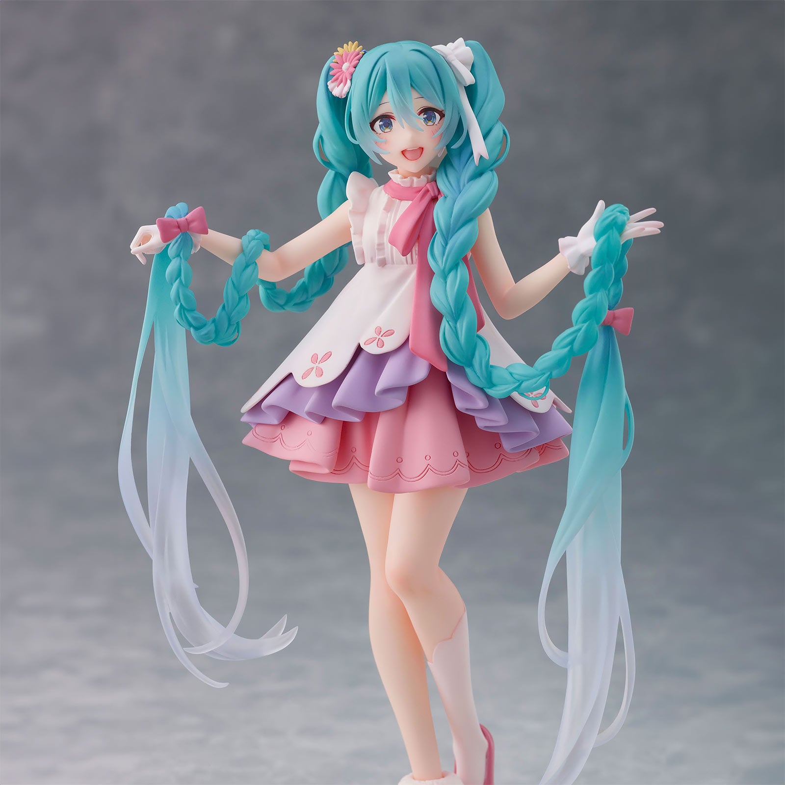 OPEN BOX Vocaloid Hatsune Miku (Rapunzel Ver.) Wonderland Figure