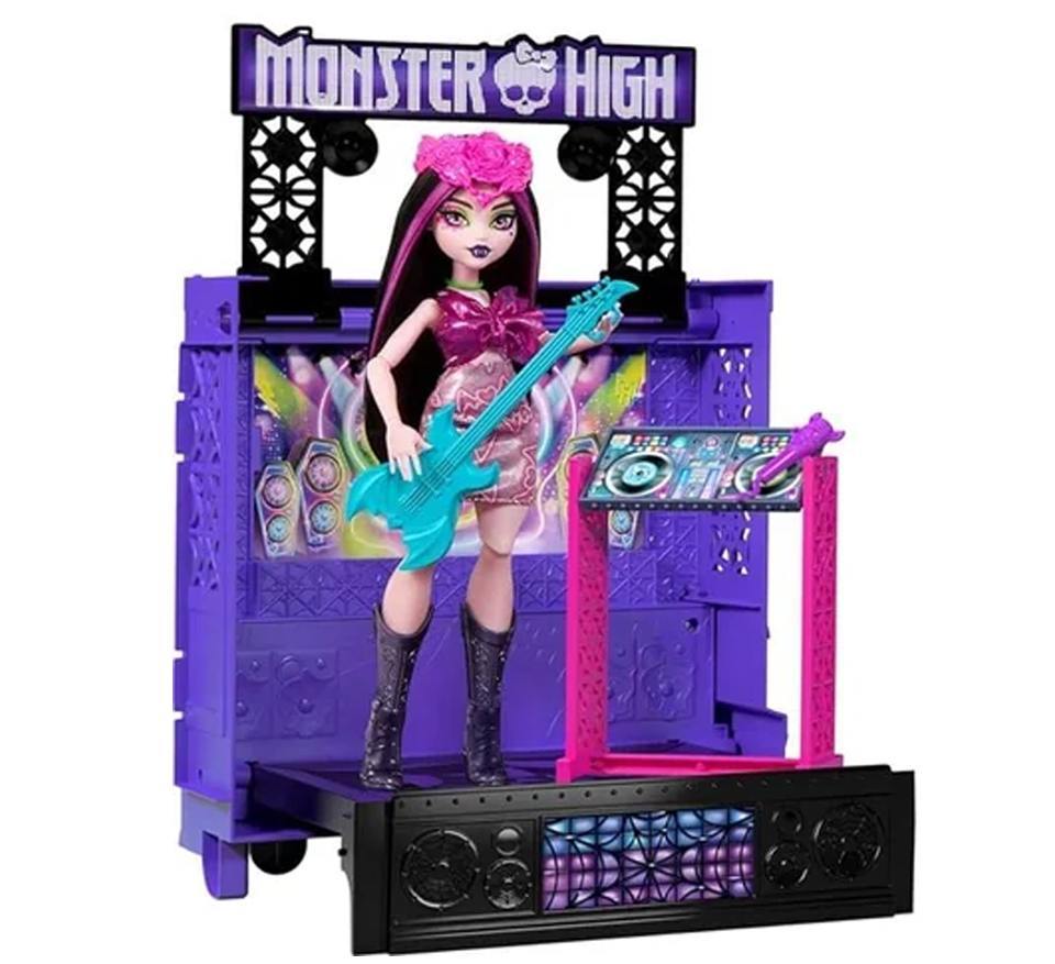 Monster High Monster Fest Draculaura Doll with Food truck Playset