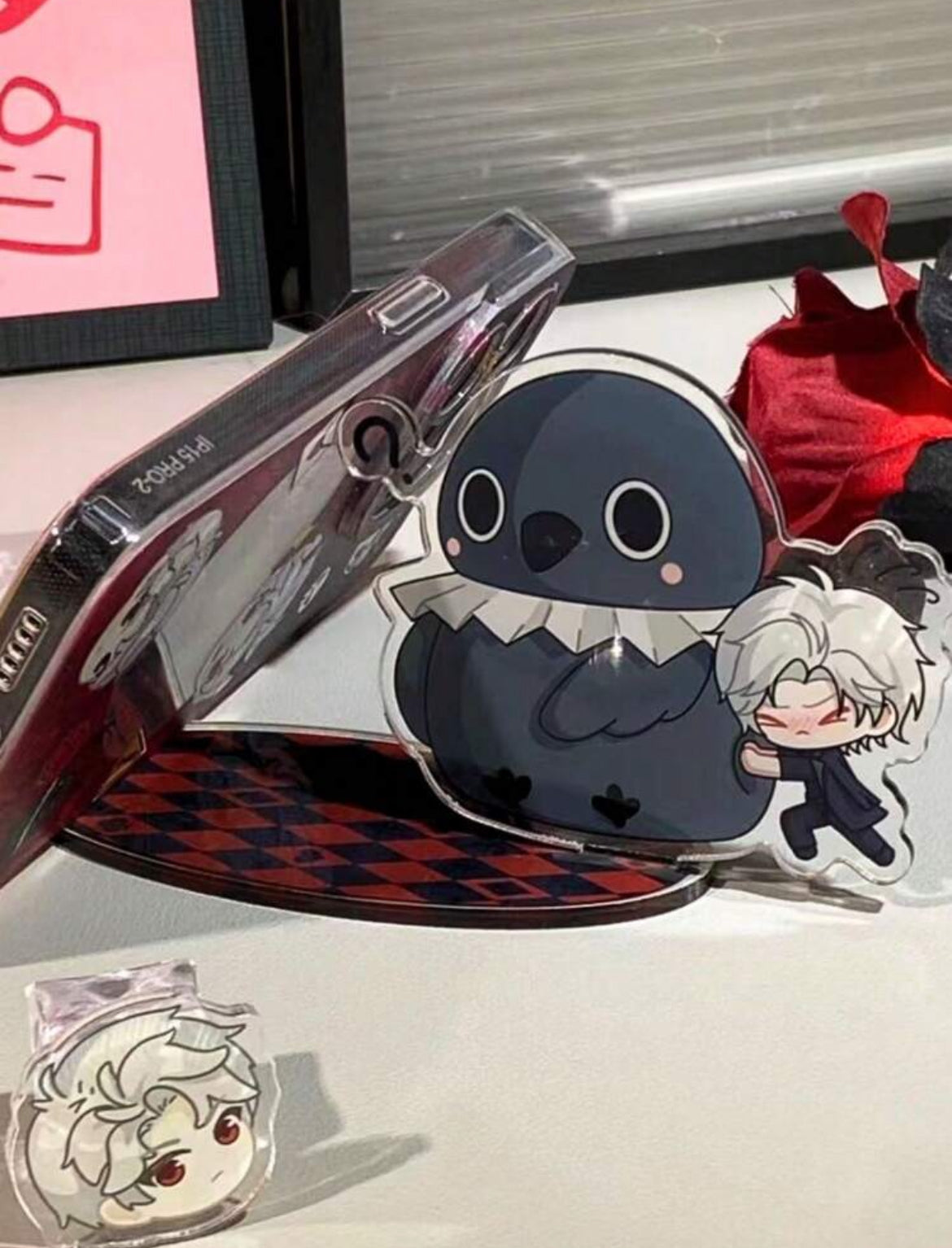 Love and Deepspace Sylus Acrylic Phone Stand