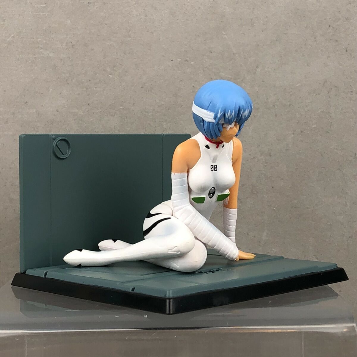 Evangelion Vintage Rei Injured Mini figure by SEGA