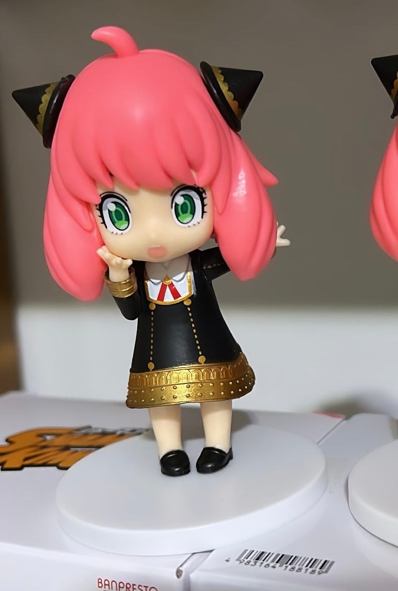 Anya mini figure