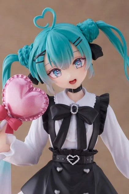 Vocaloid: Hatsune Miku Fashion Figure Figure by Taito