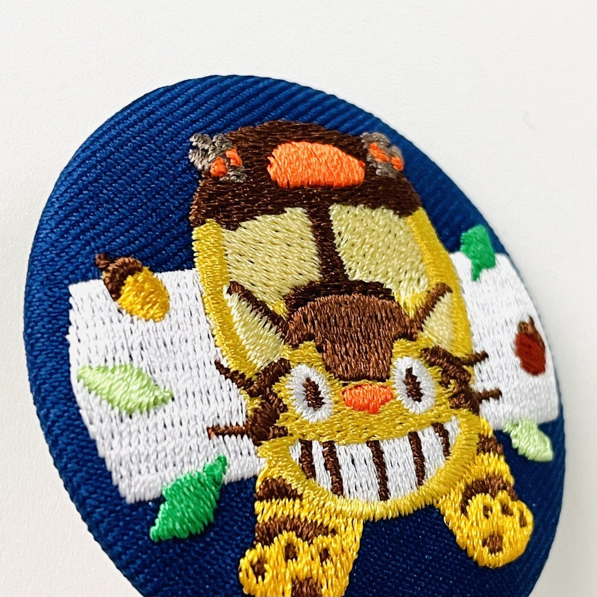Studi Ghibli Catbus embroidered pin badge JP