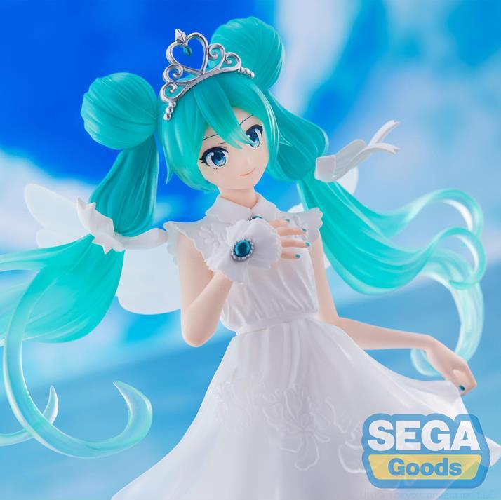 Vocaloid: Hatsune Miku 15th Anniversary Kei Version Figure by SEGA