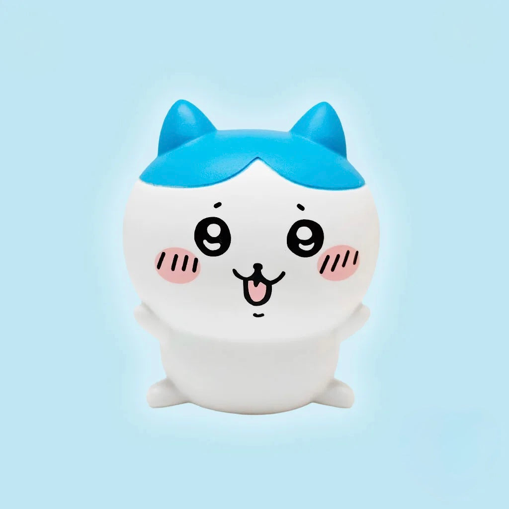 Chiikawa Hachiware SOFMALLOW mini figurine by Bandai