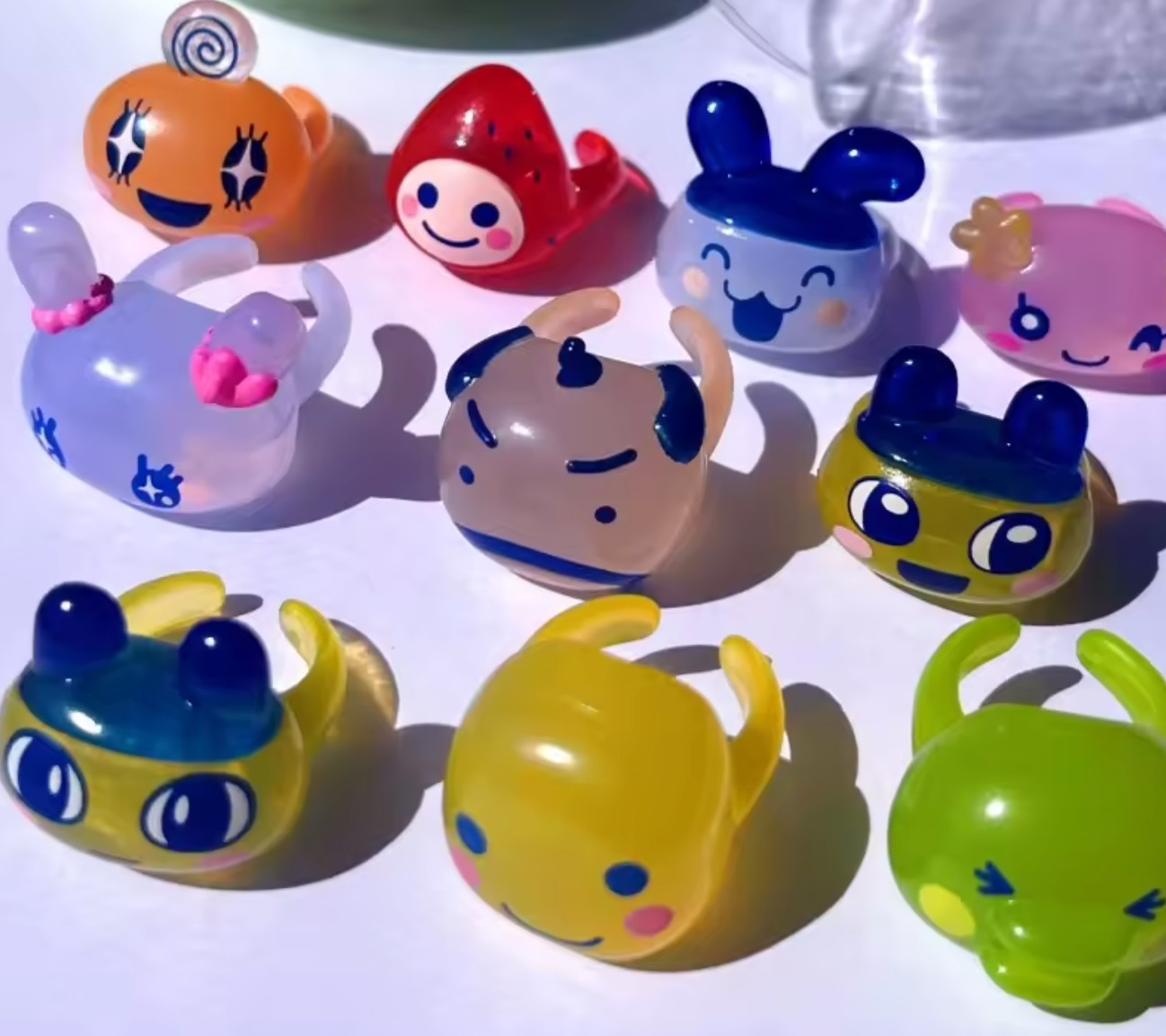 Tamagotchi Figure Ring Gashapon (1 Random)