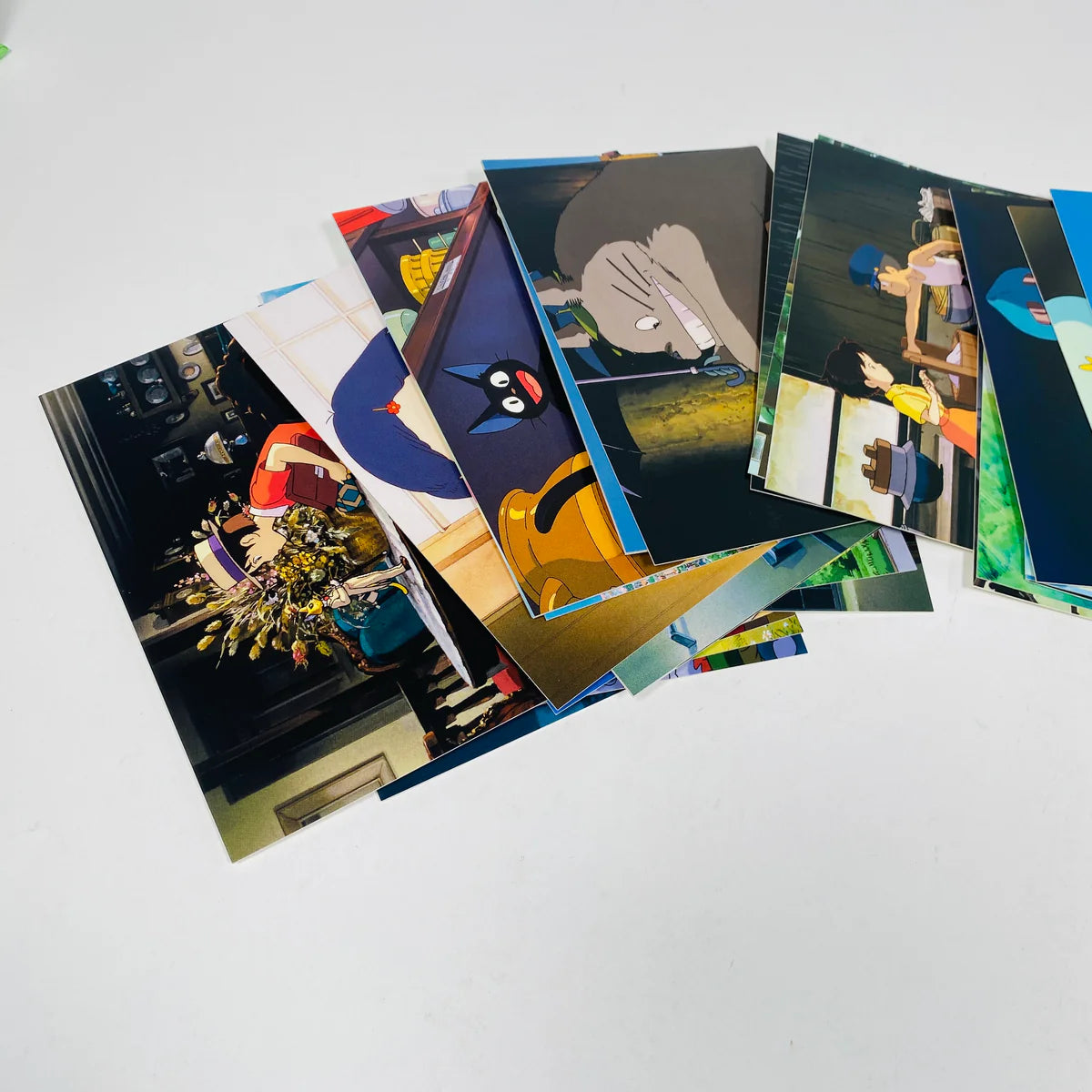 StudioGhibliVolume_2-100CollectiblePostcards_4.webp