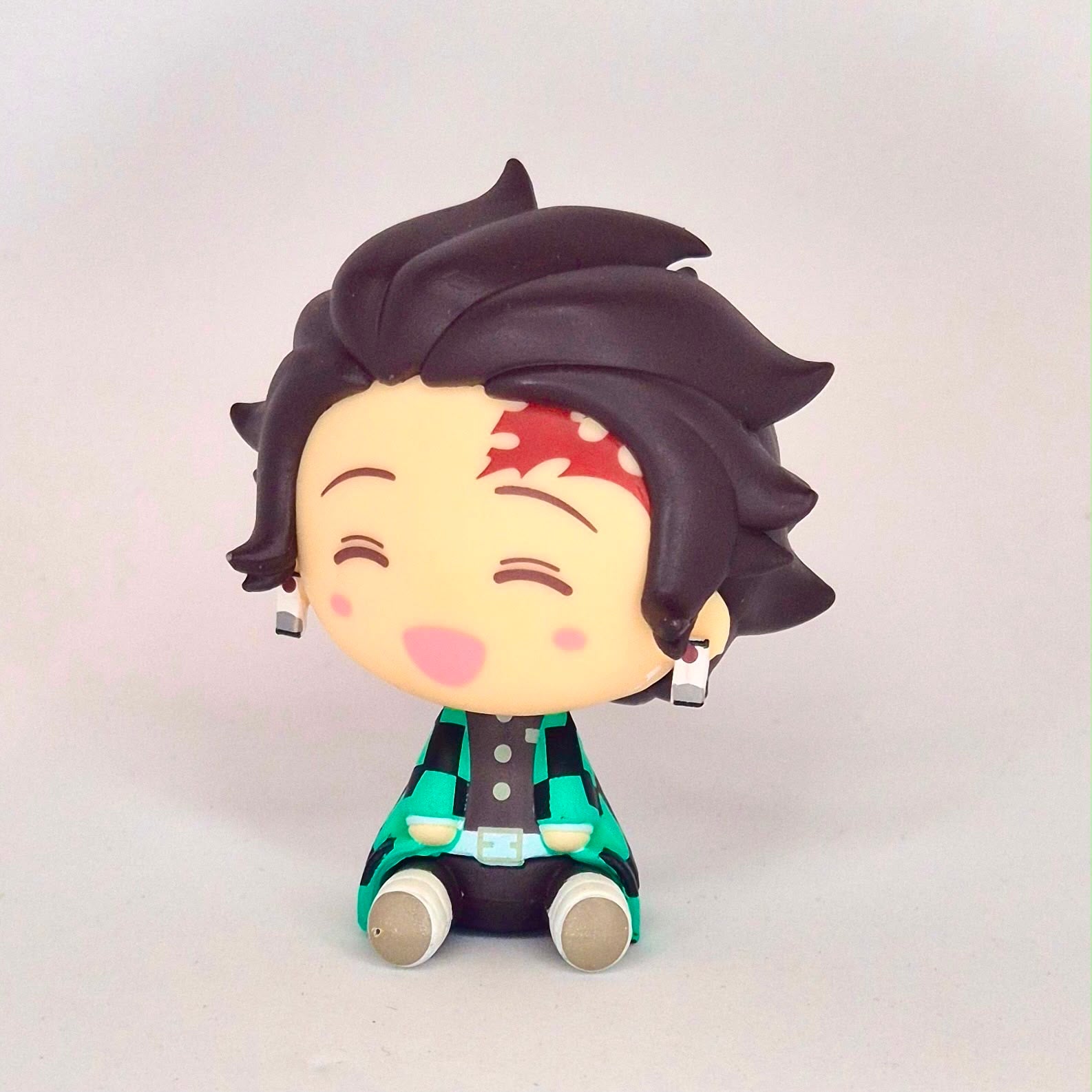 Demon Slayer Kamado Tanjiro Chokonokko mini figurine by Bandai